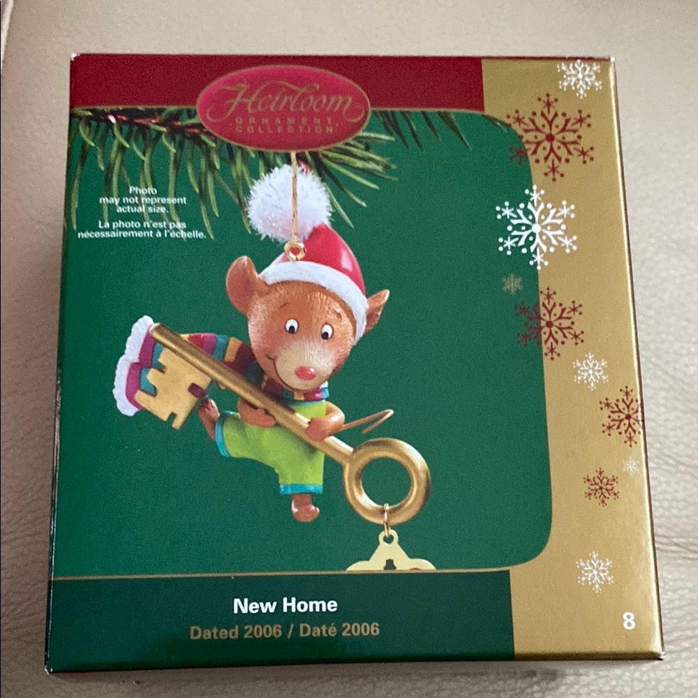 American Greetings Mouse Ornament with Gold Key New Home 2006